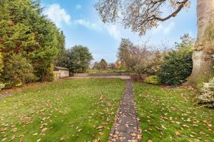 Private Garden- click for photo gallery